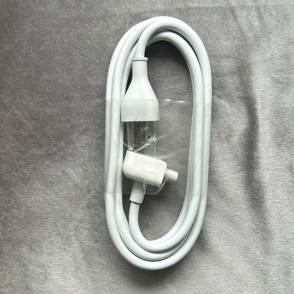 Power Adaption Extension Cable - Apple - Brand New